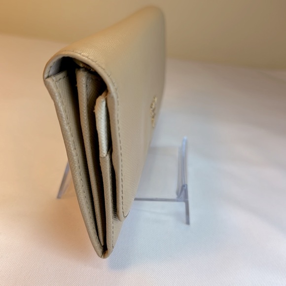 Prada Saffiano Leather Long Wallet Beige w/ Pink Leather Interior Holds phone - Picture 12 of 14